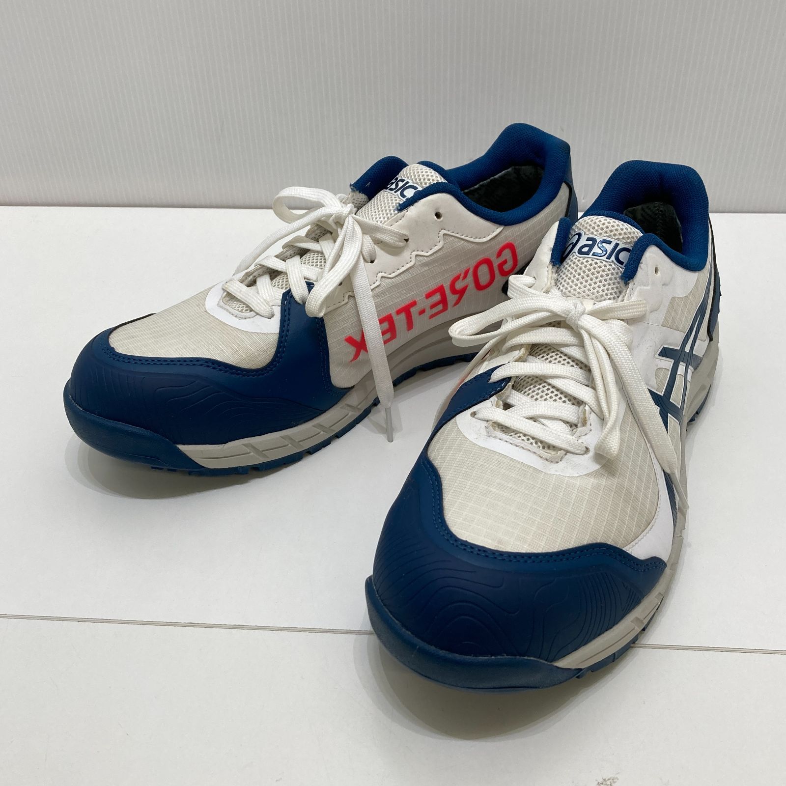 美品 asics アシックス 安全靴 GORE-TEX ホワイト×ブルー 28.0cm 美品 asics アシックス 安全靴 GORE-TEX ホワイト×ブルー 28.0cm