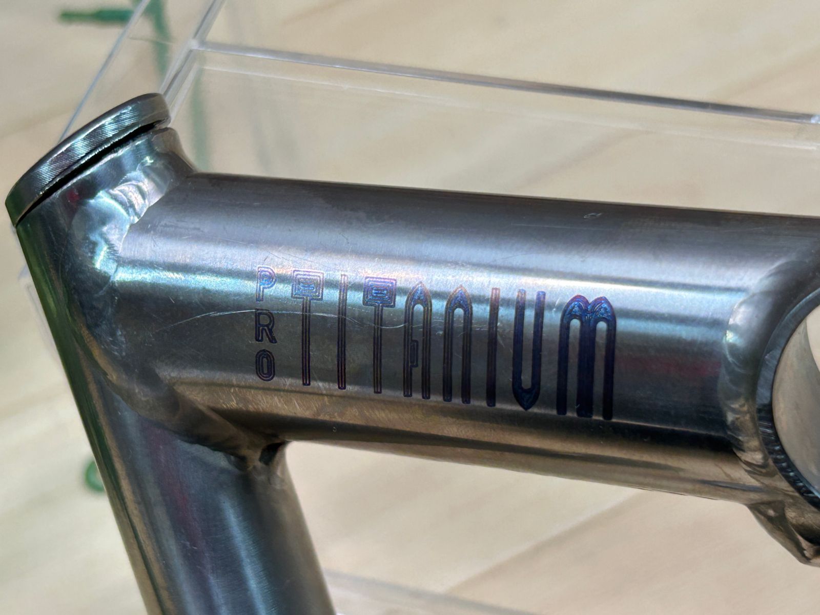 プロ チタニウム