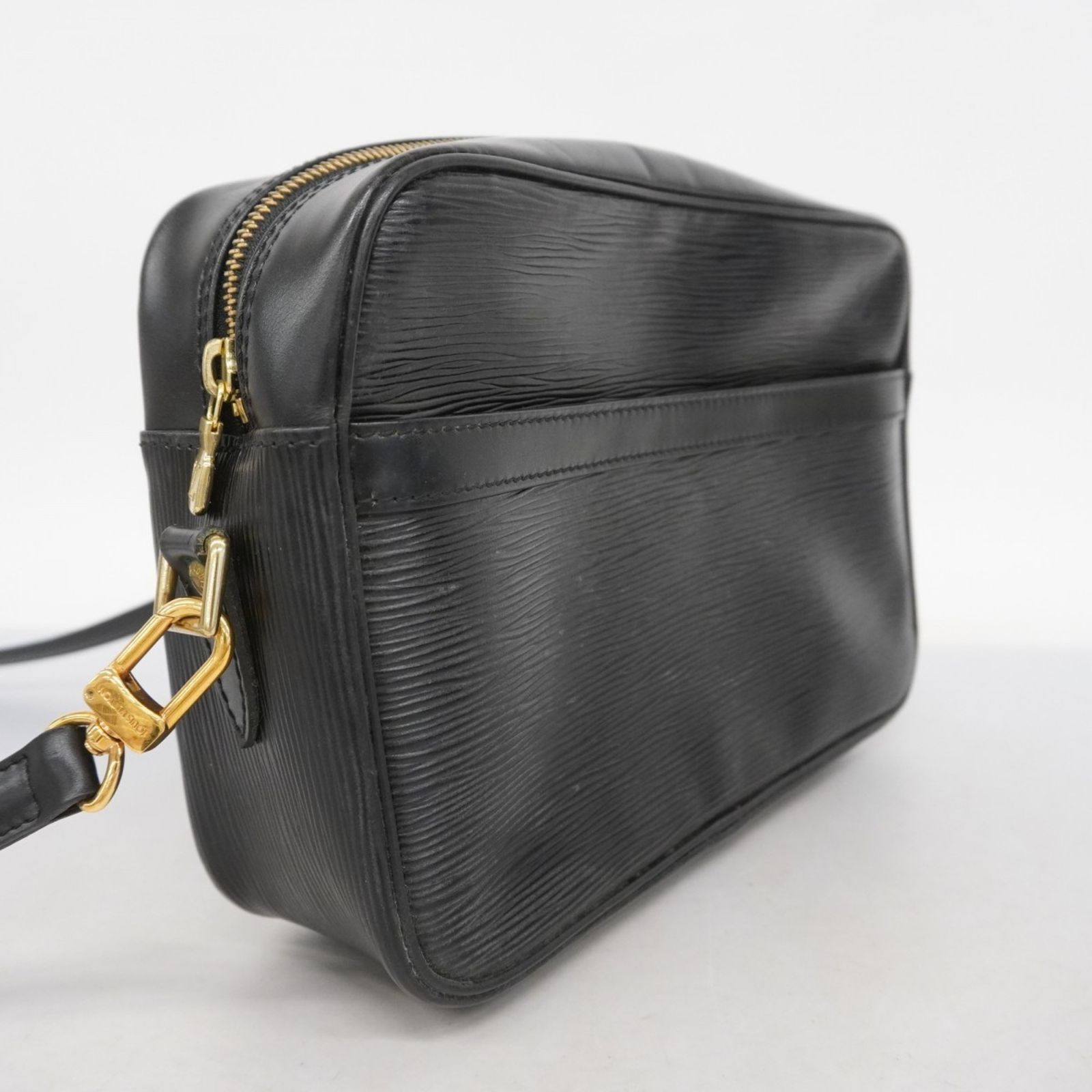 激安ルイ ヴィトン エピ トロカデロ27 レザー ノワールM52302 ルイ・ヴィトン(Louis Vuitton) ルイ・ヴィトン ショルダー