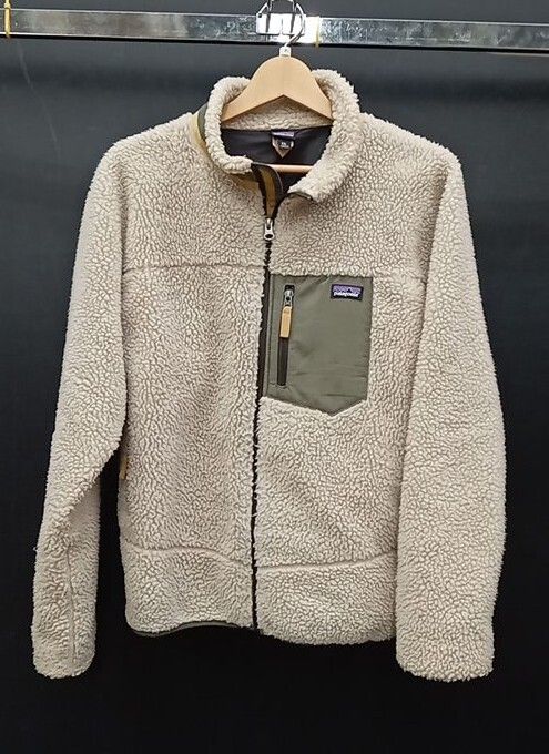 Patagonia キッズ XXL ジップアップ ボアジャケット