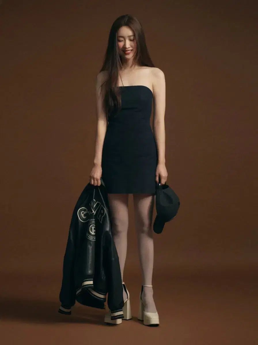 現在在庫切れです Grove グローブ 格納 Jung Won Cha ワンピース 黒 S