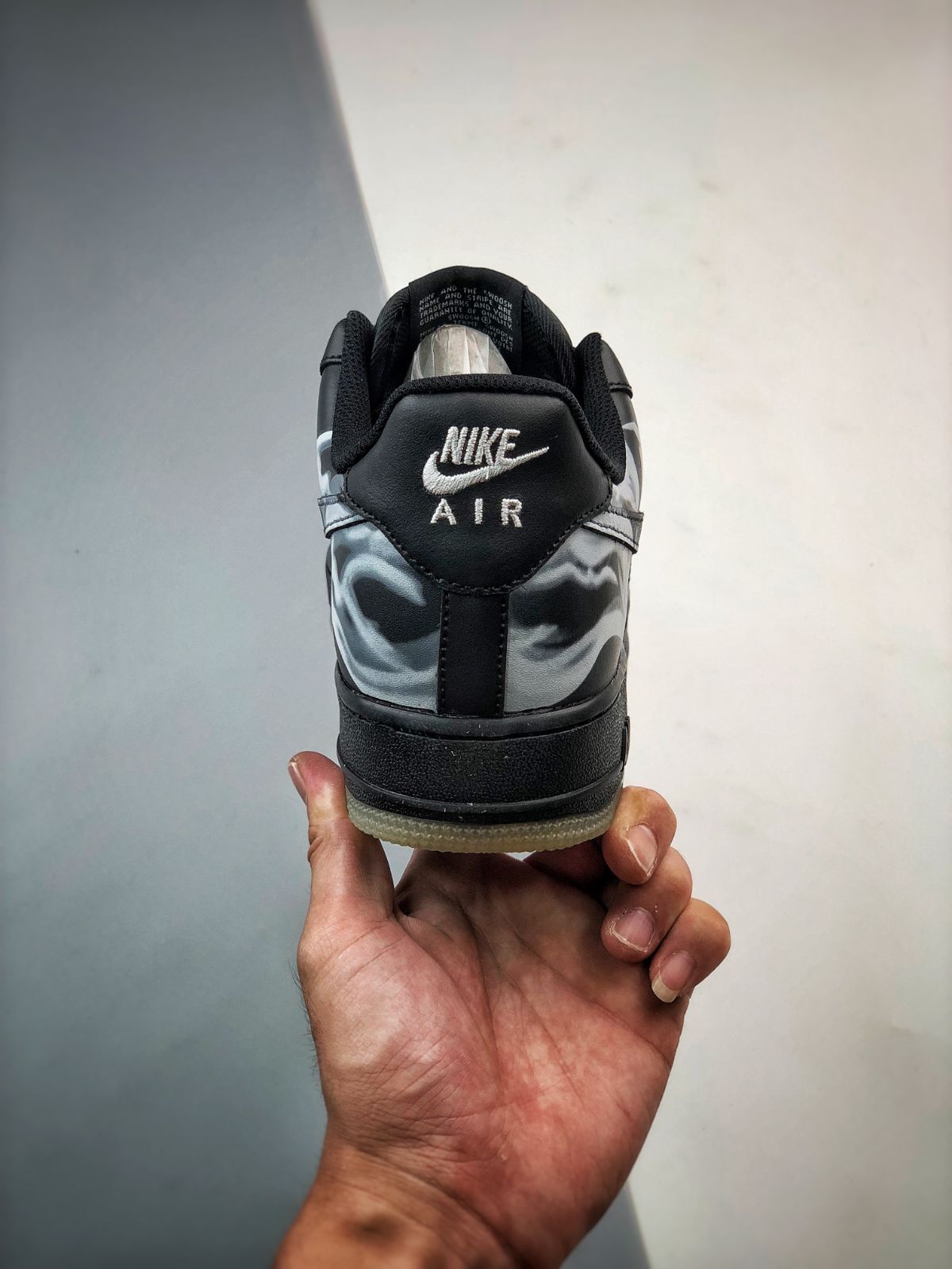 NIKE AIR FORCE 1 LOW "BLACK SKELETON"