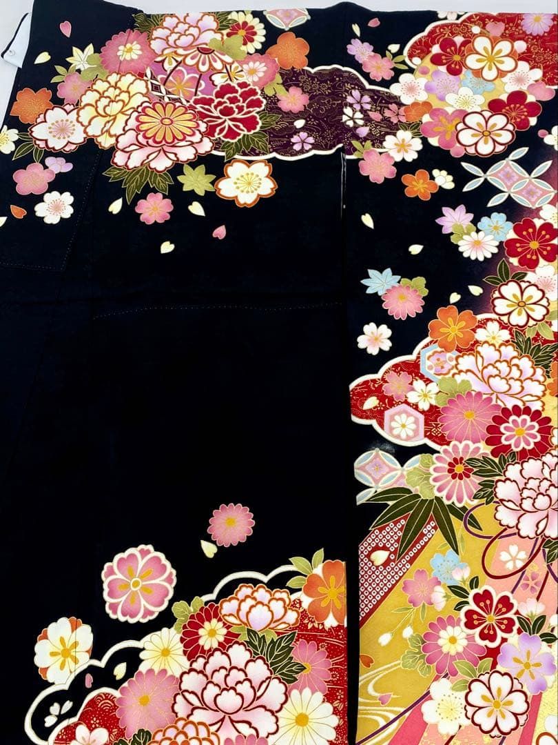 振袖 豪華 金駒 銀駒 金彩 紋意匠 身丈164cm 撥水加工済 - メルカリ