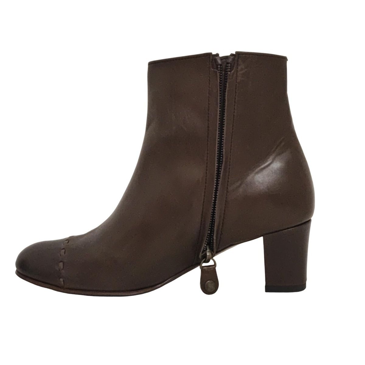 ショートブーツ