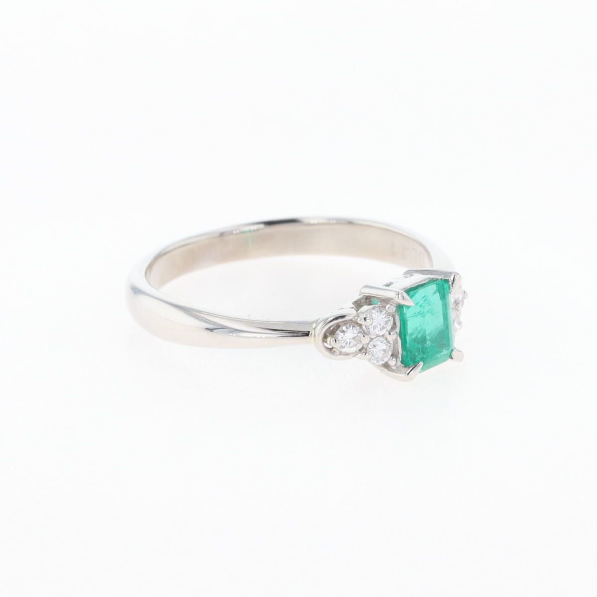 美品 Pt900 プラチナ リング 指輪 エメラルド 1.05ct ダイヤ 0.06ct