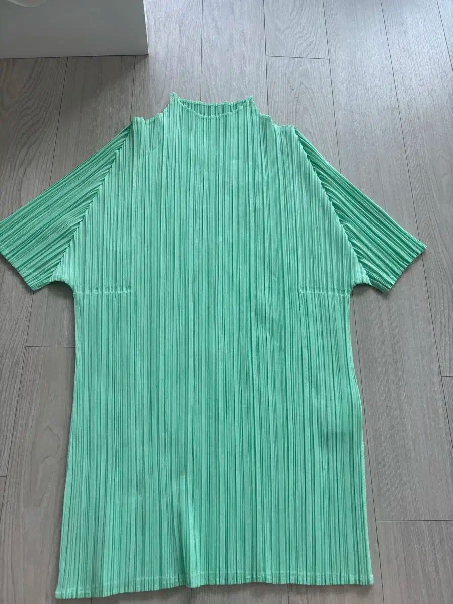 プリーツプリーズ トップス フリーサイズ pleats please 美品 PLEATS PLEASE プリーツプリーズ カットソー トップス