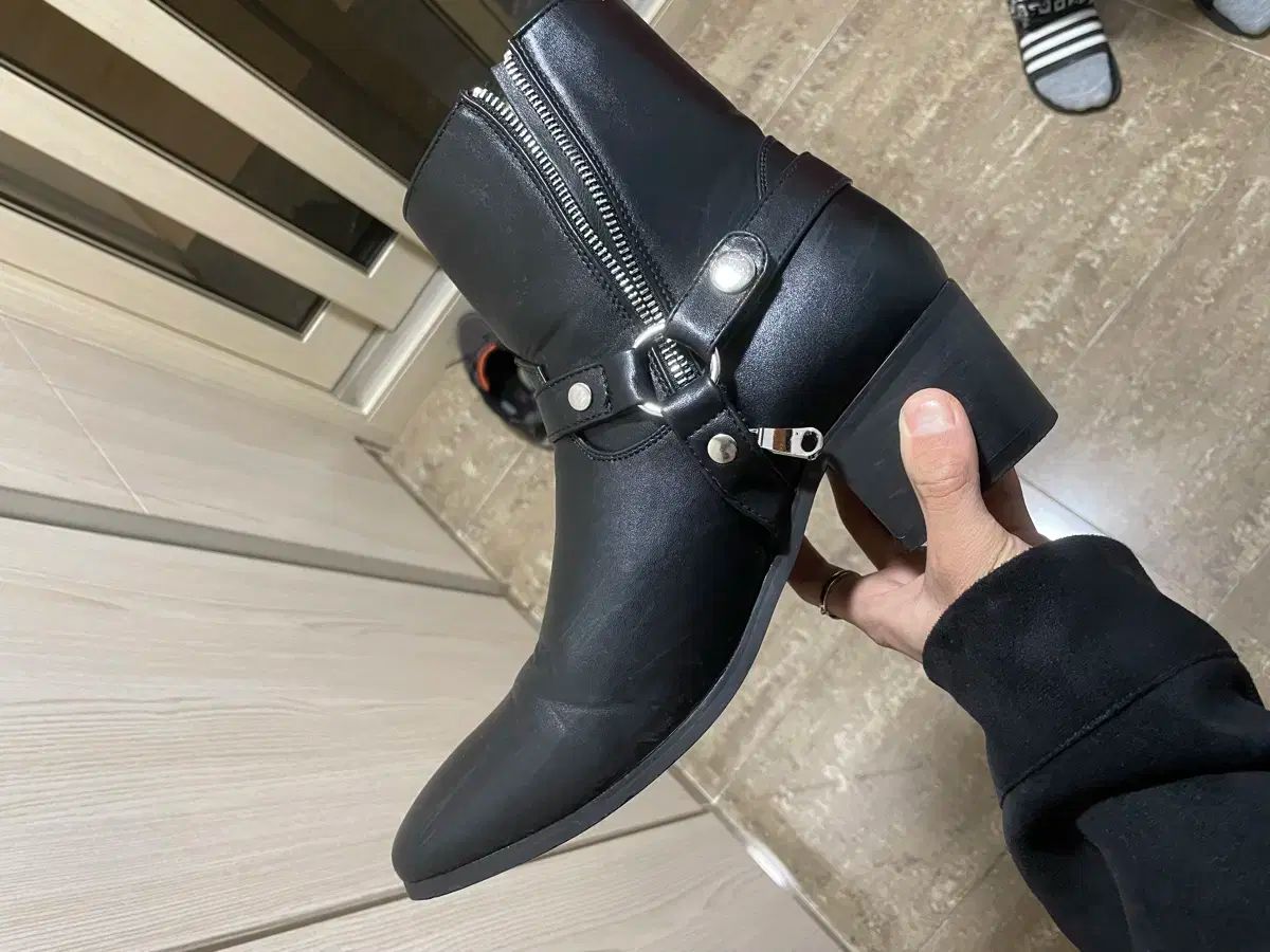 サンローランリングブーツ