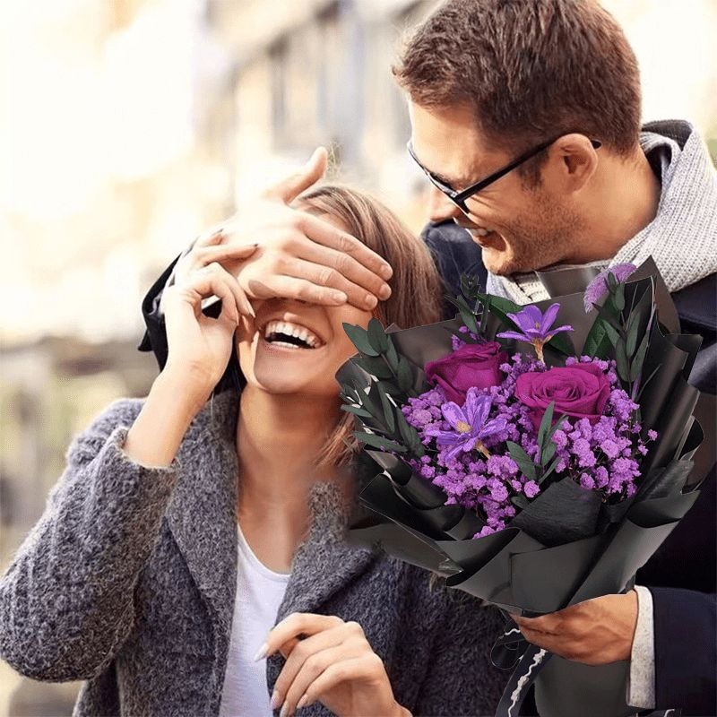 バレンタインデーの保存された薔薇のブーケ 人工の永遠の花 クリエイティブなアレンジメント 友人や愛する人への長期的な花の贈り物