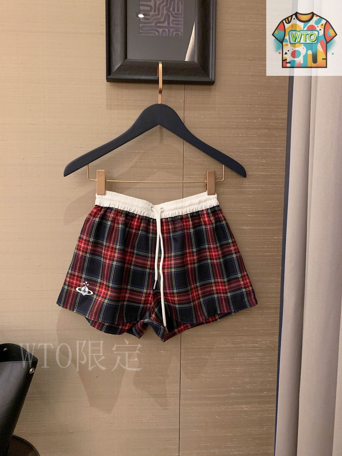 今日特価】Vivienne Westwood ブリティッシュ風 格子ショート