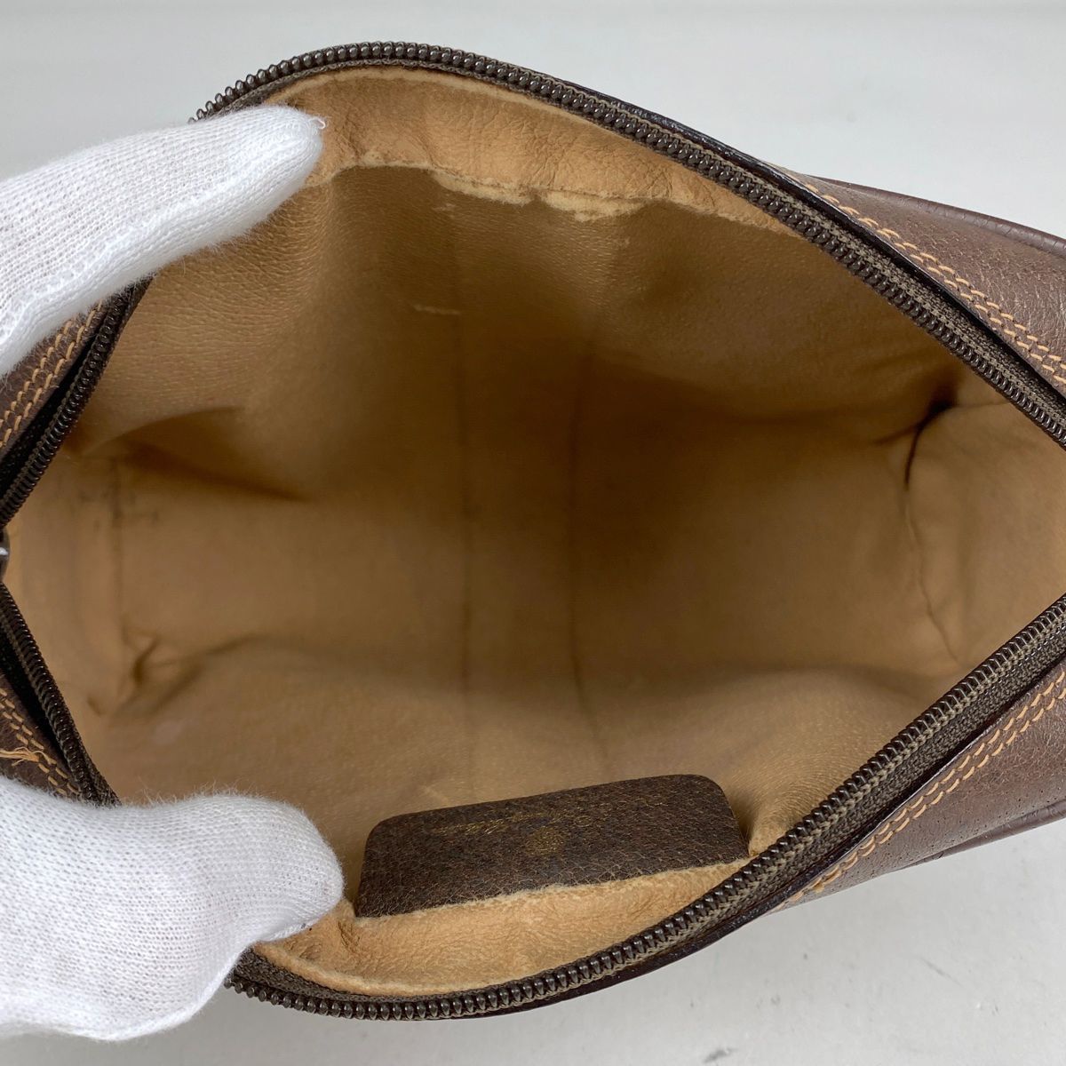 【正規品：型番8901012】グッチGG柄 シェリーラインのセカンドバック グッチ GUCCI GG柄 セカンドバッグ シェリーライン ウェブ ポーチ