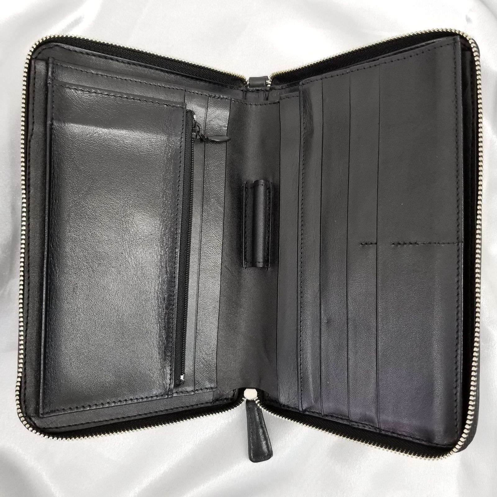 【美品】エイ革 スティングレイ ガルーシャ オーガナイザー クラッチバッグ 美品】エイ革 スティングレイ ガルーシャ オーガナイザー