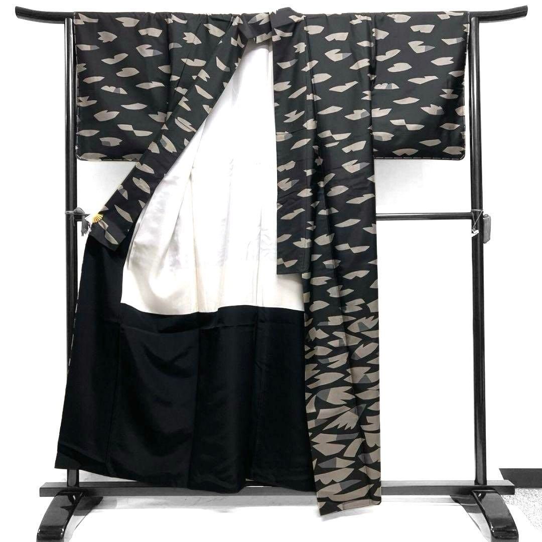 未着用 付け下げ 大島紬 染大島紬 泥染 抽象模様 着物 052a p - メルカリ