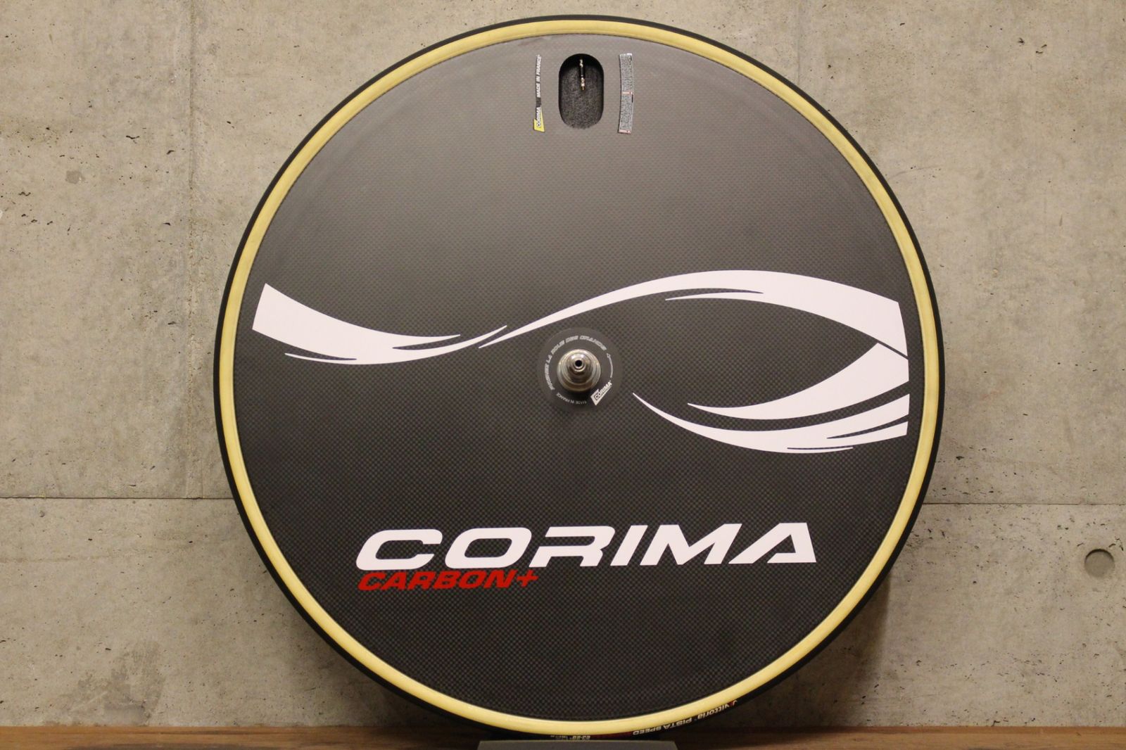 コリマ CORIMAディスクリアホイール CARBON + ピスト CORIMA コリマ C+