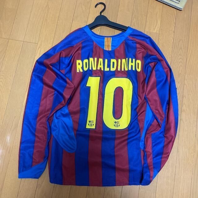 バルセロナ ロナウジーニョ ユニフォーム10番 RONALDINHO 長袖 - メルカリ