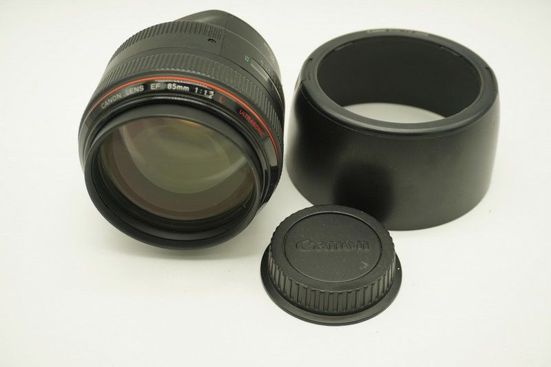 8415 Canon EF 85mm 1.2 L ULTRASONIC - メルカリ
