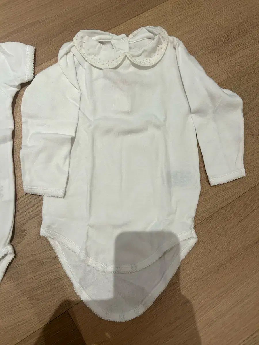 ボンポワン ボディスーツ 18m 4 蜂 まとめ売り