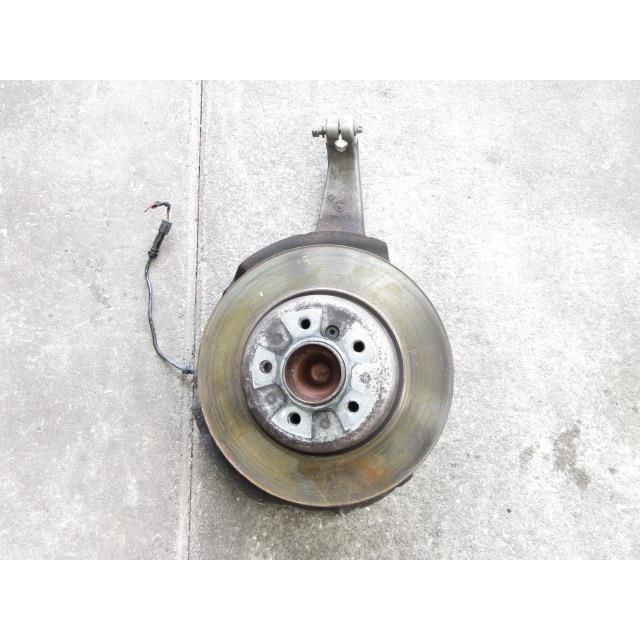 H23 BMW 525i FP25 F10 Mスポーツ 左F ナックル ハブ 175787 4381
