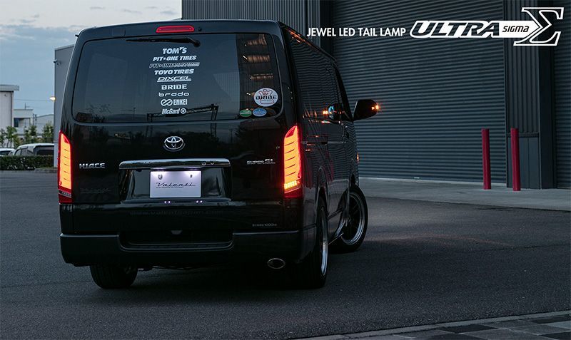 d*4様 ハイエース　Valenti テールランプ レッド ウルトラシグマ　左の VALENTI ヴァレンティ ハイエース 200系 レジアスエース ULTRA Σ