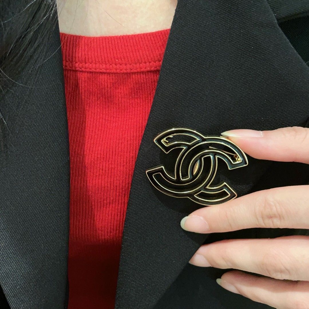 今日 CHANEL 最新モデル ブローチ レディース ファッションアクセサリー