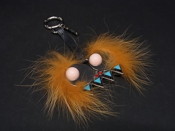 □極美品□ FENDI フェンディ モンスター ファー キーホルダー