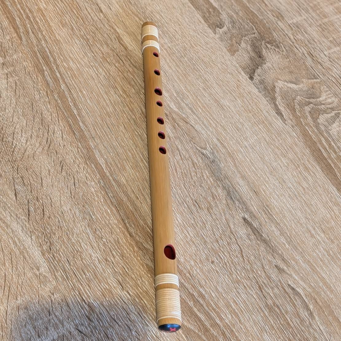 篠笛 新月乃笛 8本調子 ドレミ調 総籐巻 黒朱漆塗 篠笛 新月乃笛 8本