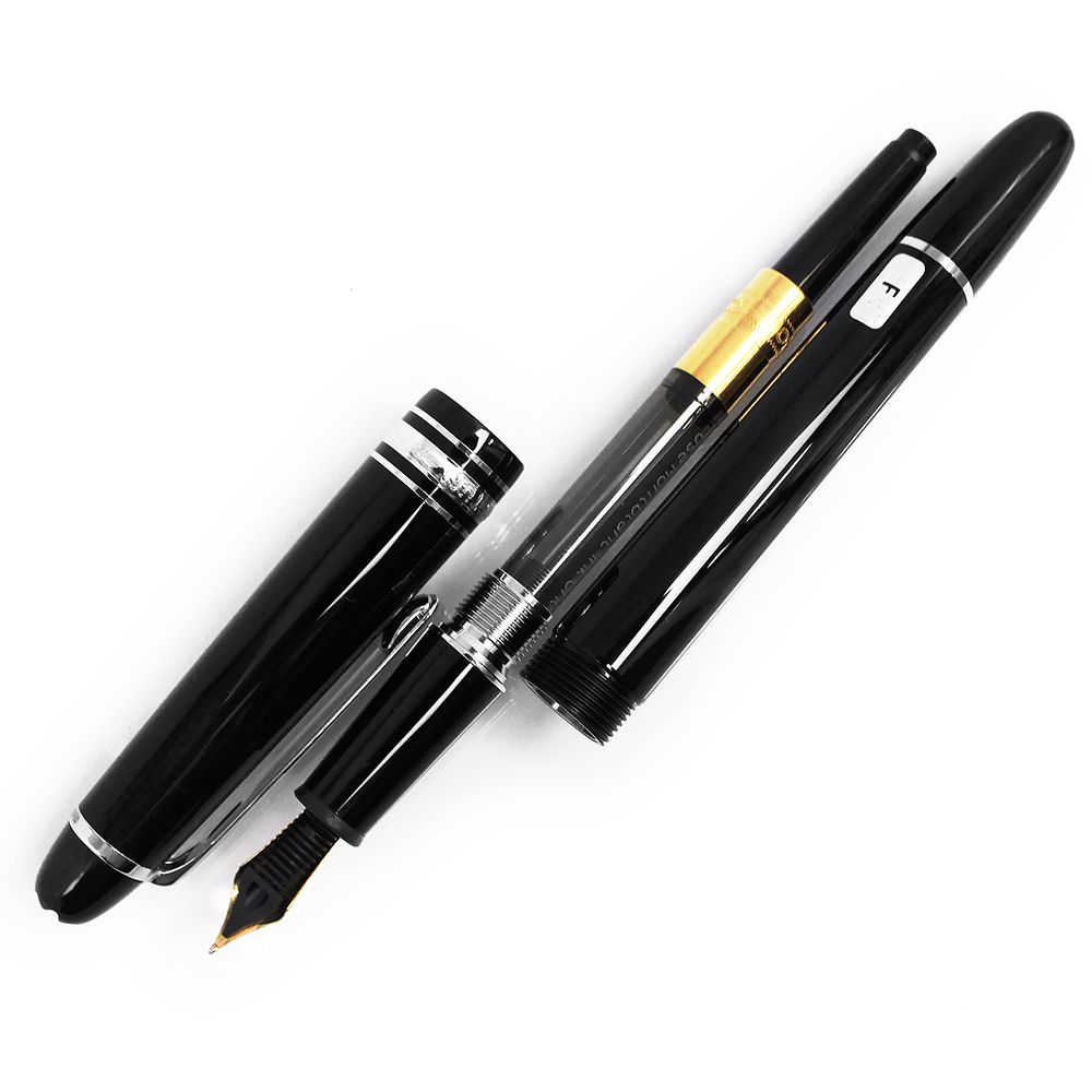 育つ モンブラン マイスターシュテュック プラチナ クラシック 万年筆 F 細字 キャップ ピストン吸入式 ペン先14K Au585 ブラック シルバー MB132468 MONTBLANC