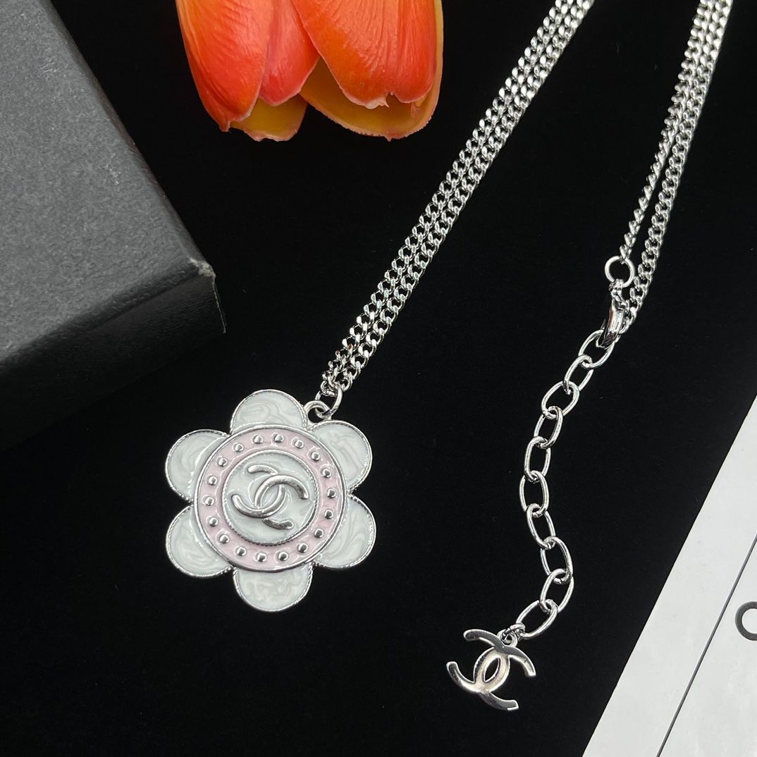 シャネル（CHANEL）】新品 フラワーモチーフペンダントネックレス  