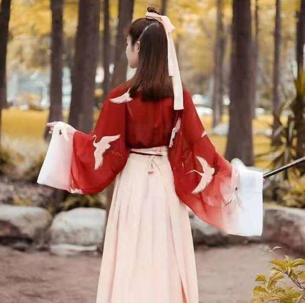 中華漢服「赤鶴」2点 セット - メルカリ
