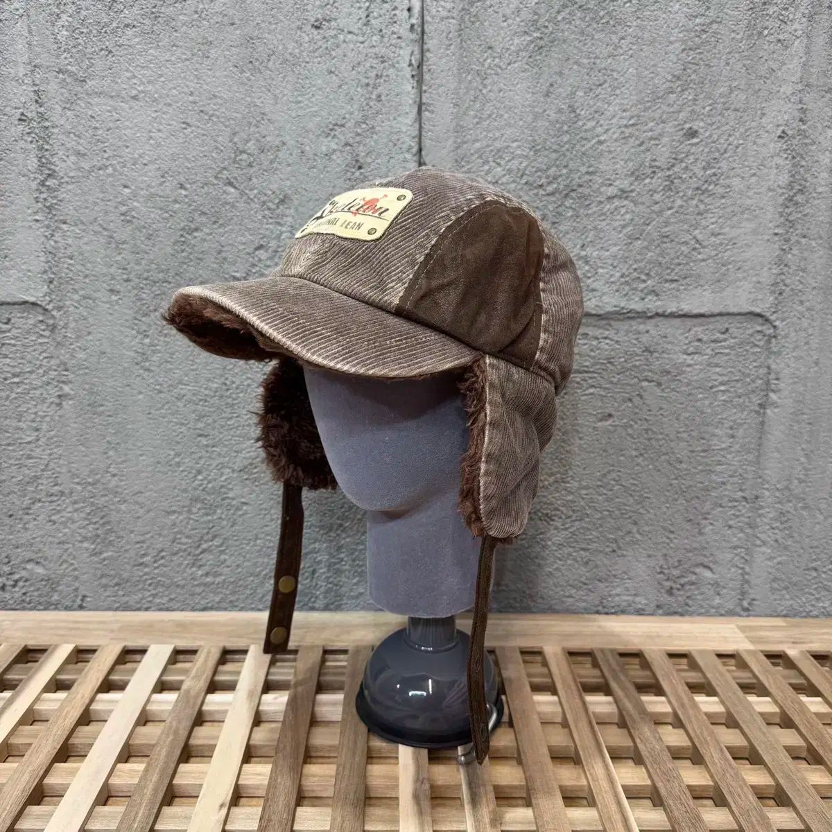 ヴィンテージ スケルトン コーデュロイ トラッパー キャップ