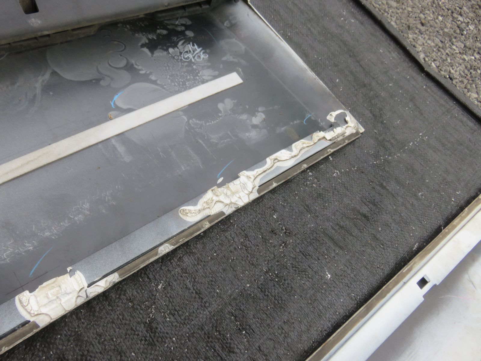 LA6911 アルファード