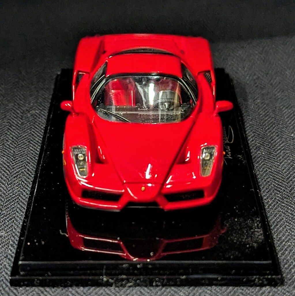 京商 1/43フェラーリコレクション Ferrari ENZO (red) 05001R - メルカリ