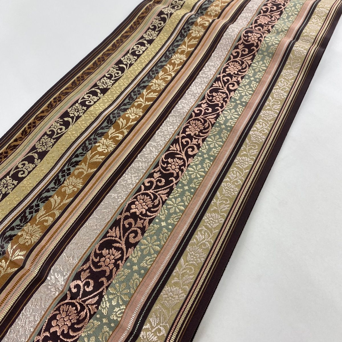 平和屋本店□極上 1897年創業 名門岡野 本場筑前博多織 千年工房 八寸  