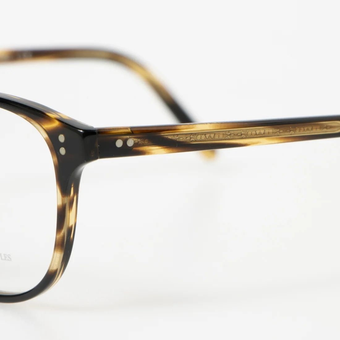 オリバーピープルズ OLIVER PEOPLES メガネ 芸能人 サングラス