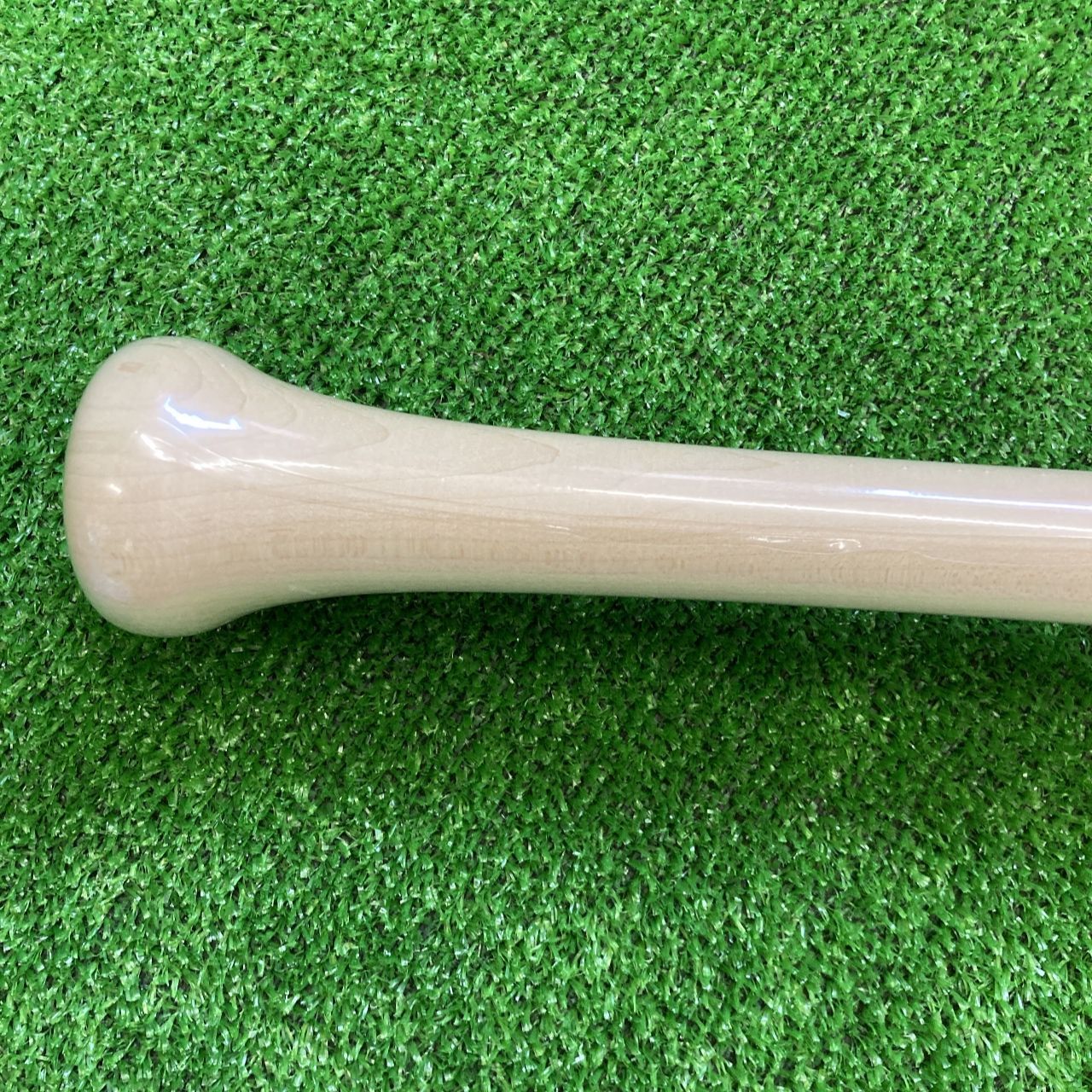 SSK 一般軟式用木製バット 巨人 岡本モデル 84cm720g SBB4038