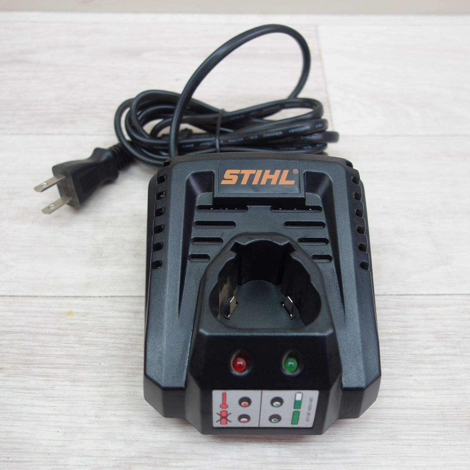 送料無料] キレイ☆STIHL バッテリー ガーデン バリカン HSA25 