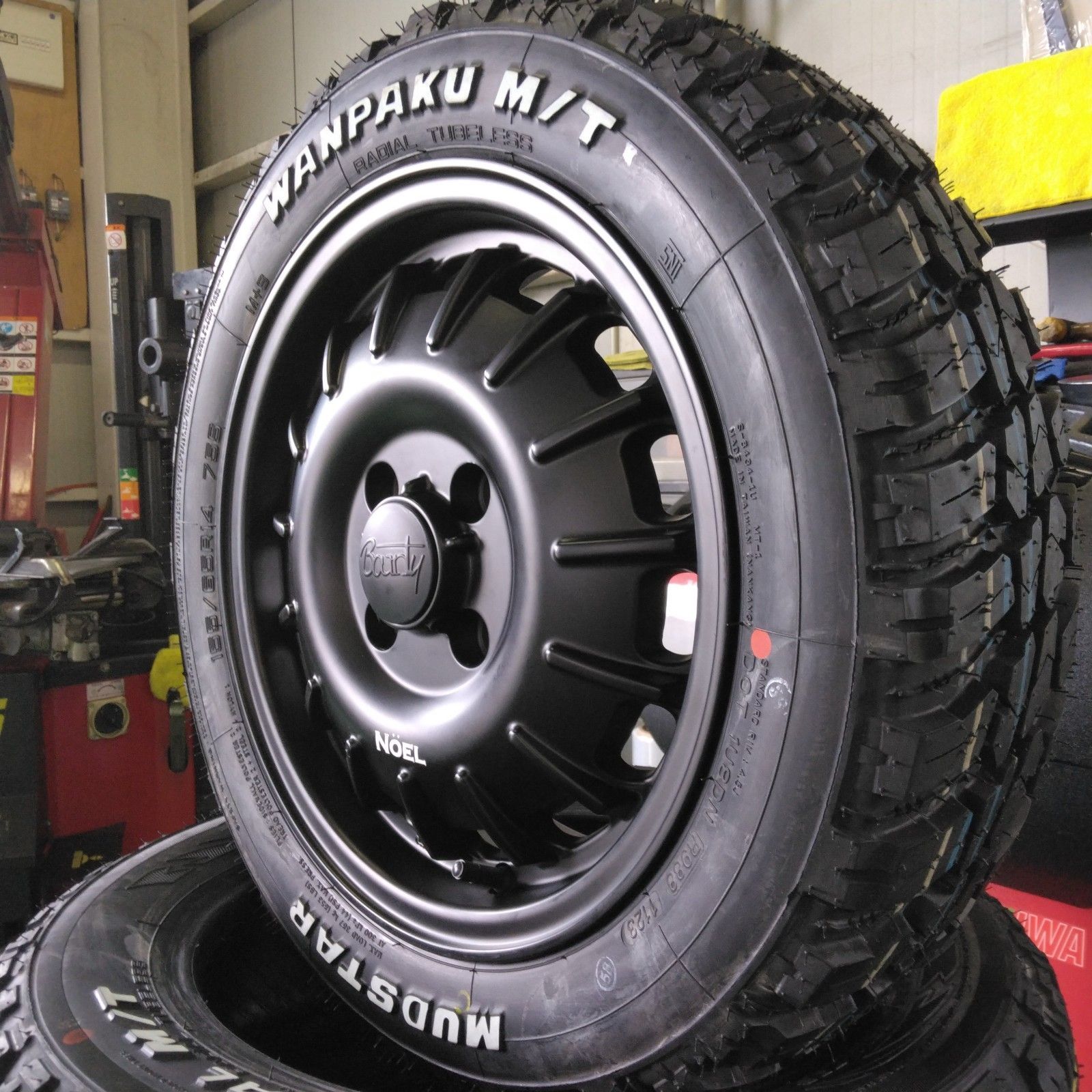 新品/4本セット 軽トラック 軽バン ハイゼット アトレー エブリイ 14インチ タイヤホイールセット 155/65R14 MUDSTAR  WANPAKU MT ホワイトレター NOEL マットブラック - メルカリ