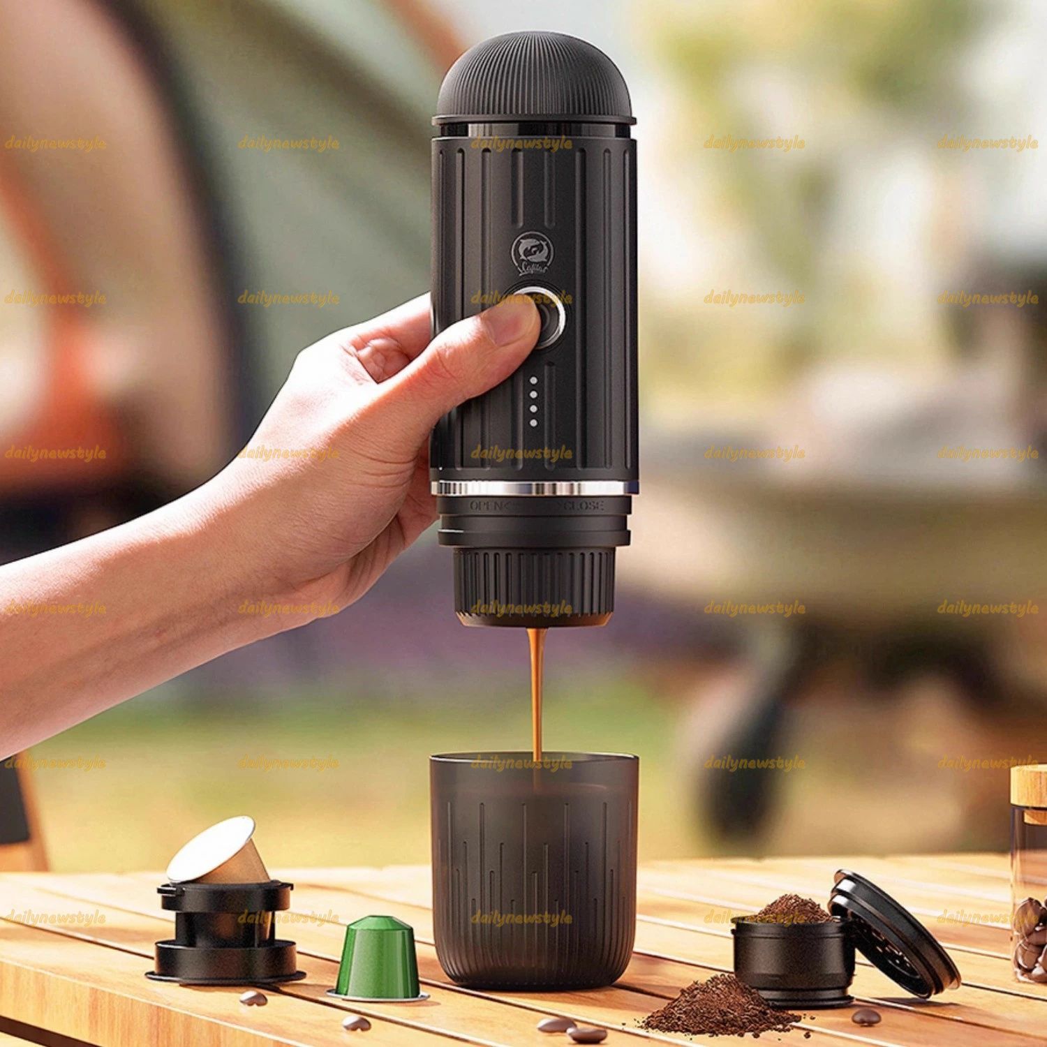 アルジャン メンバー直筆サイン入りポスター Amazon.co.jp: 全選手