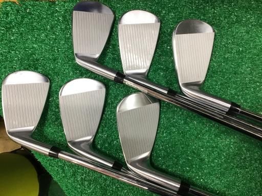 中古】 ダンロップ XXIO(2022) eks 7S アイアンセット IR 純正特注