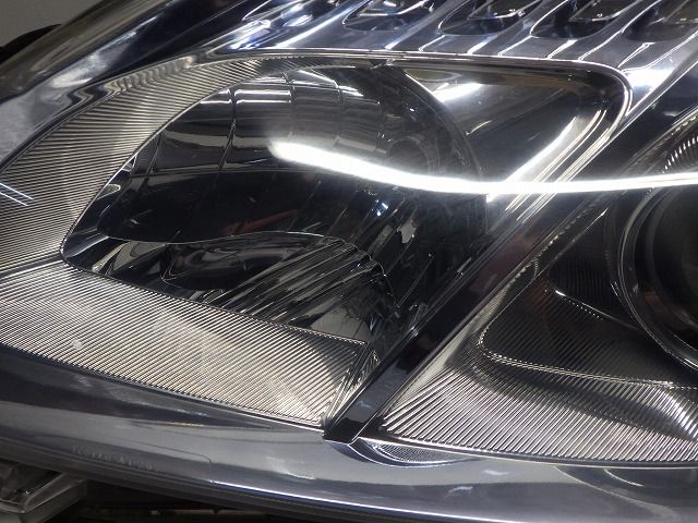 プリウス 前期 左ヘッドライト ハロゲン ZVW30 47-29 ホ コーティング 250917A05