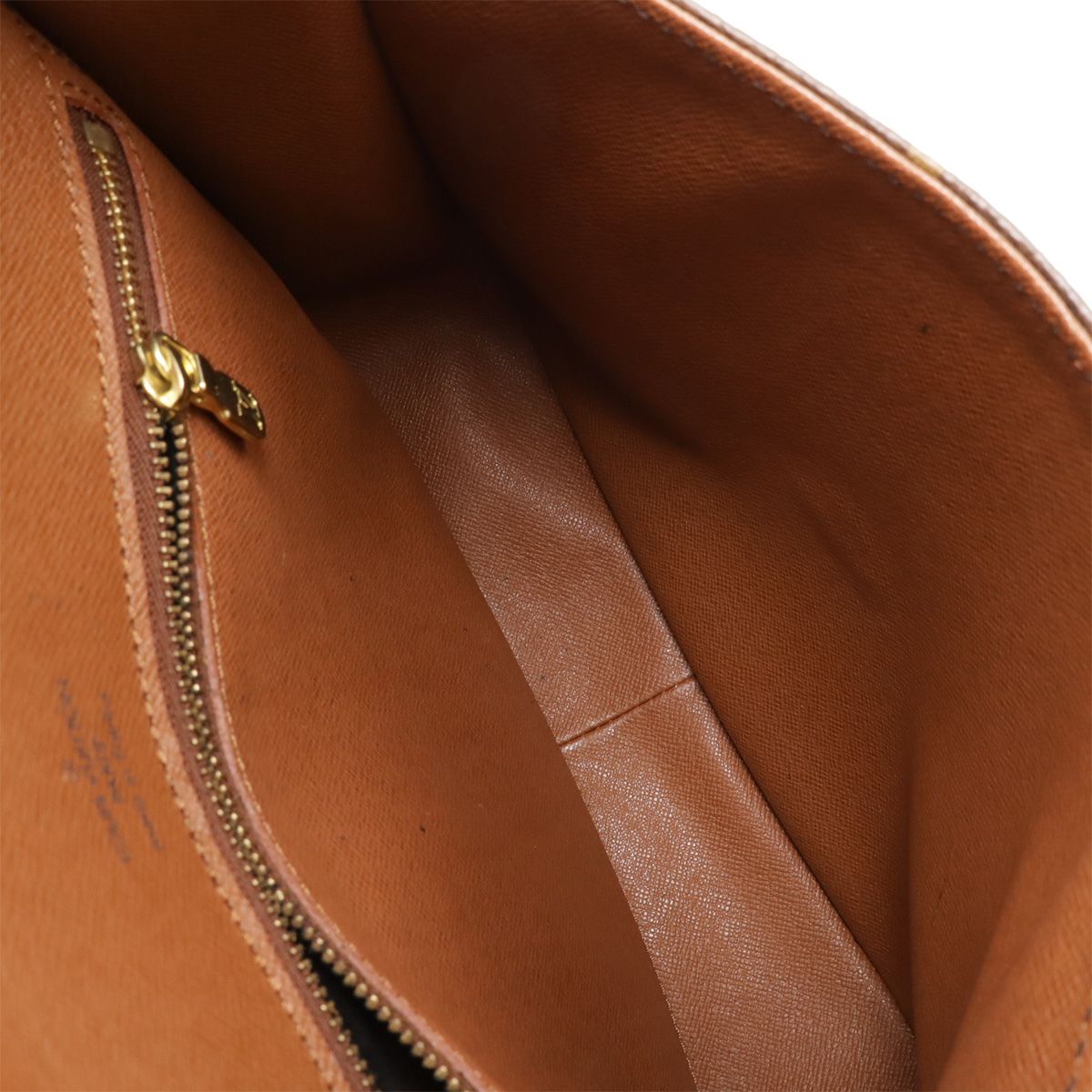 LOUIS VUITTON ルイ ヴィトン モノグラム サンクルー24 ショルダー 