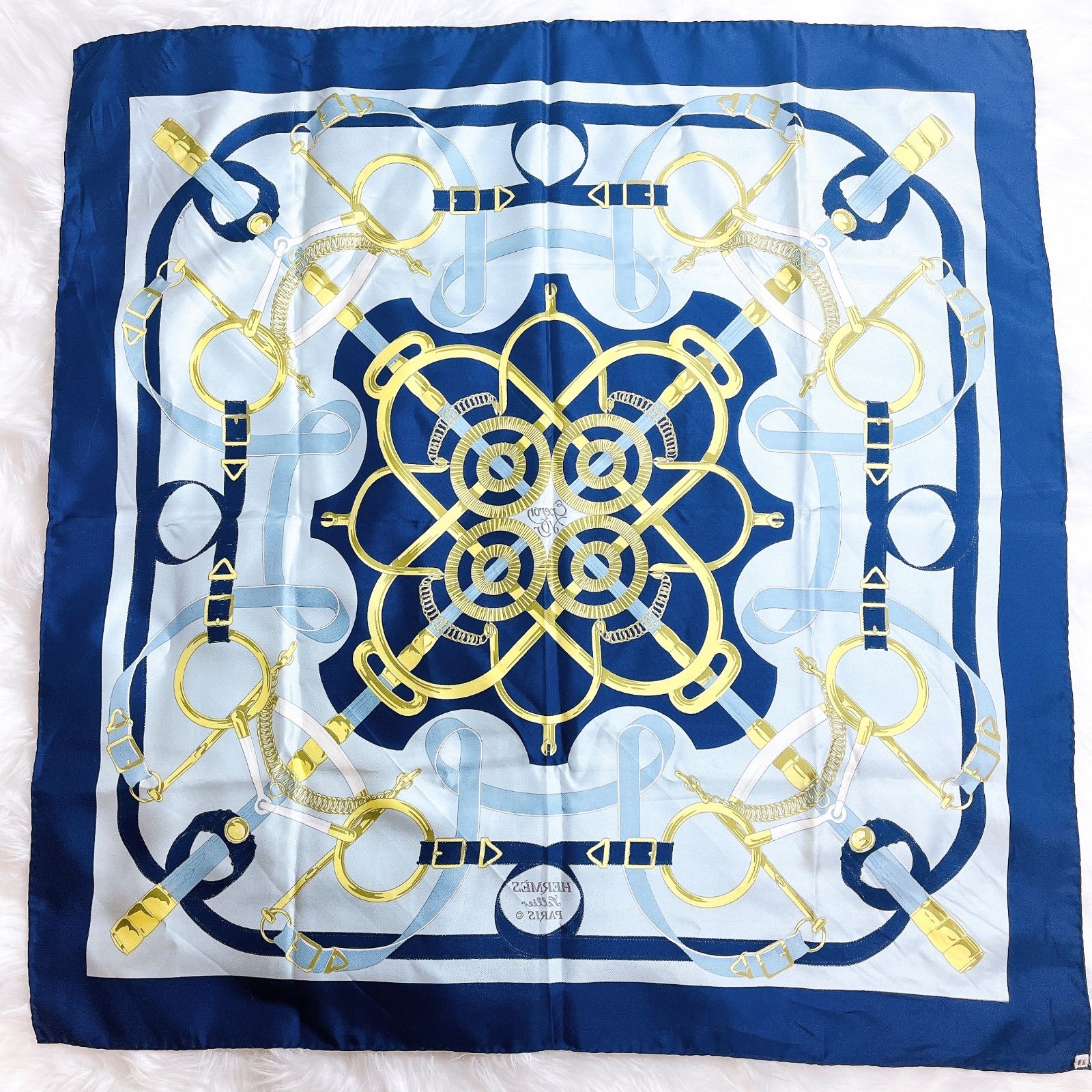 エルメス HERMES スカーフ カレ90 黄金の拍車 馬具 大判 HERMES エルメス カレ90 スカーフ Eperon d Or 黄金の拍車