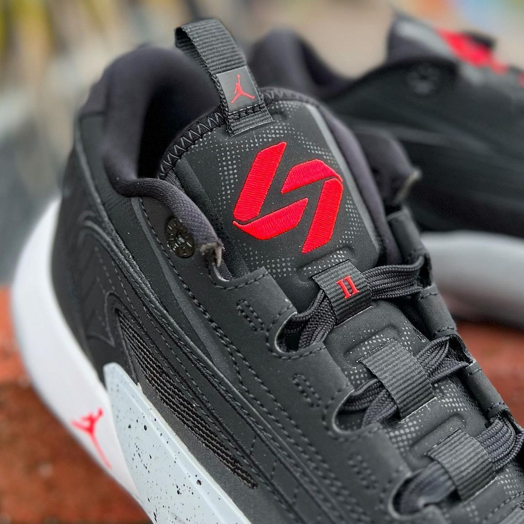 JORDAN LUKA 2 BLACK CEMENT ナイキ ジョーダン ルカ 2