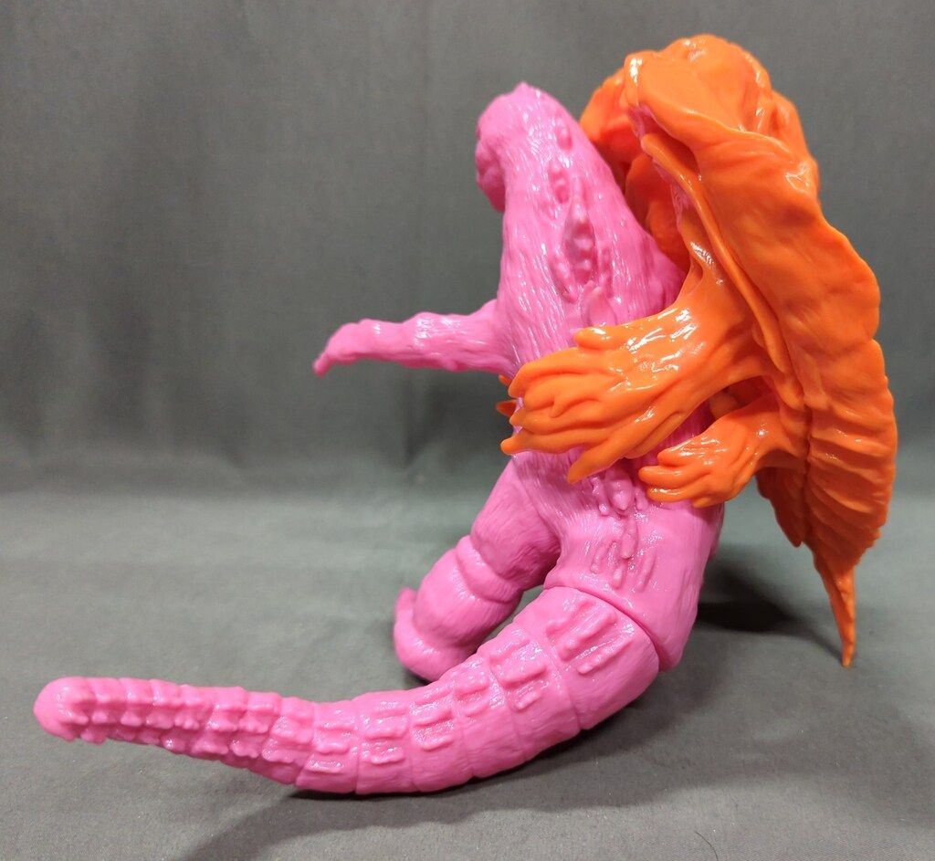 Y-MSF　懐古堂　バラン　レトロカラー赤版　新品　★ゴジラ　バラゴン　ラドン Y-MSF 懐古堂 バラン レトロカラー赤版 新品 ☆ゴジラ バラゴン