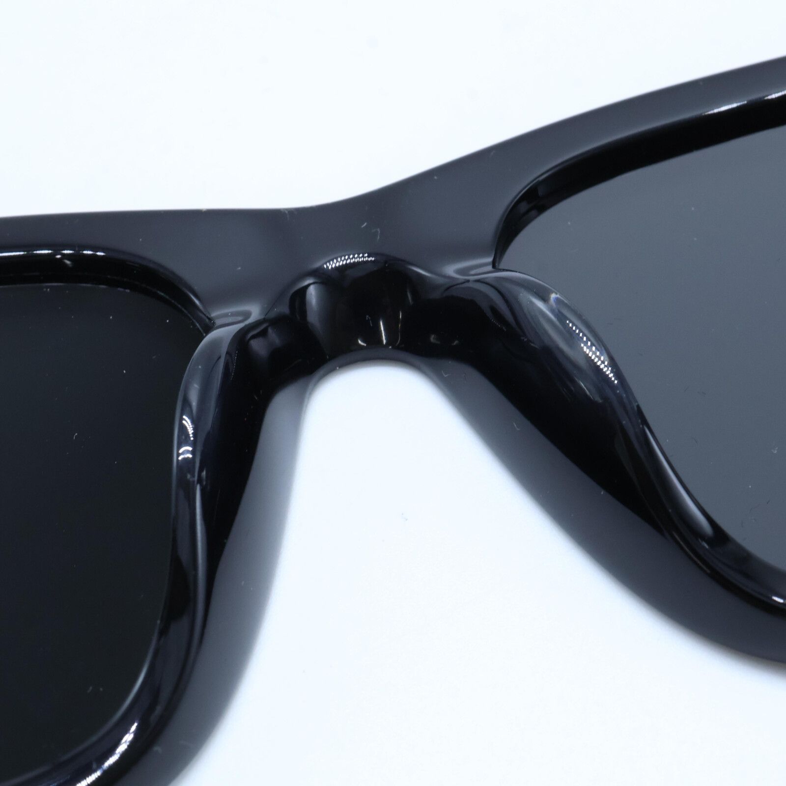 PRADA プラダ SPR10Z-F サングラス ブラック. 極美品 PRADA (プラダ) アジアンフィット 三角ロゴサングラス カラー