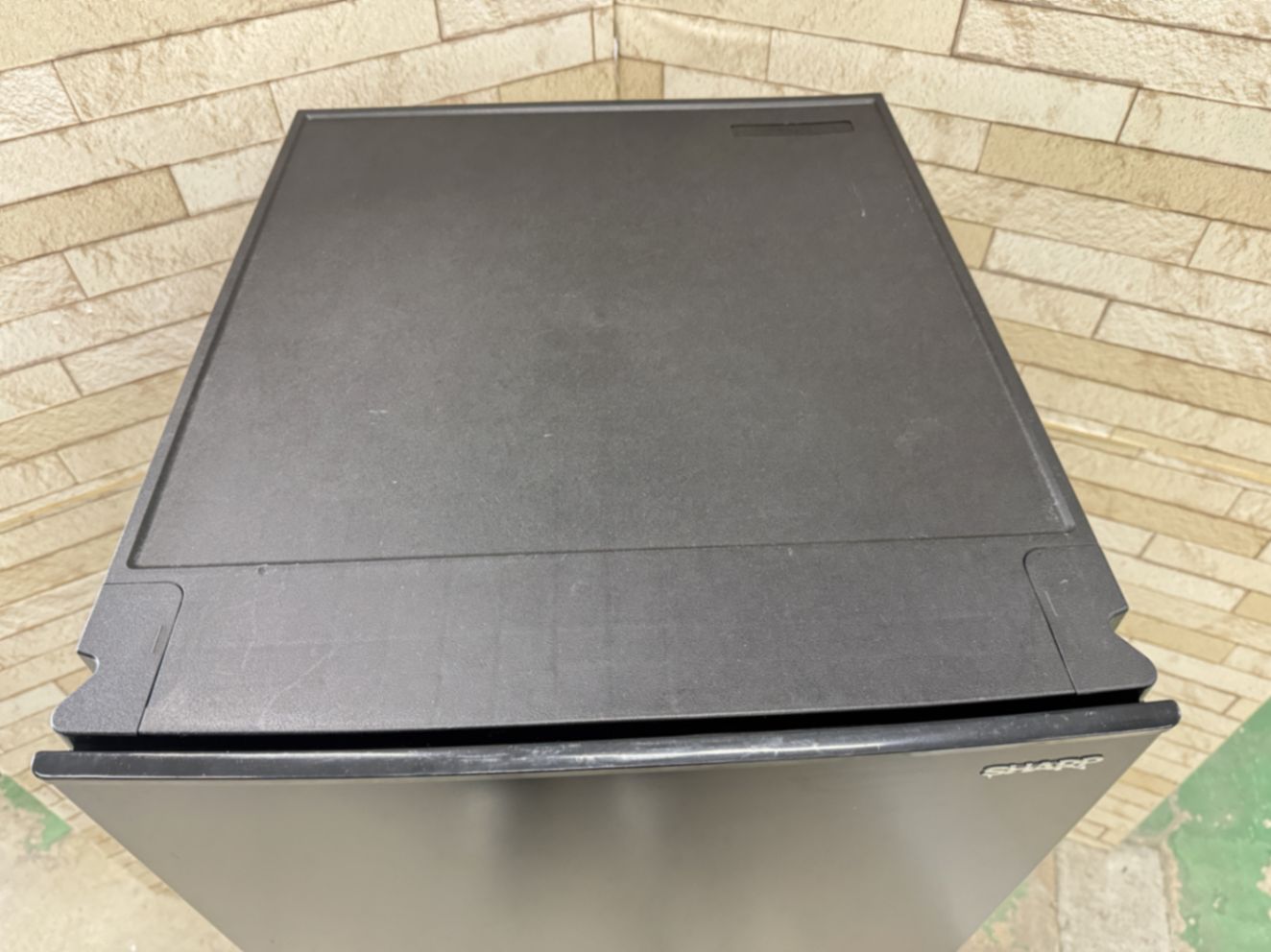 大阪送料無料☆3か月保障付き☆冷蔵庫☆シャープ☆2ドア☆2023年