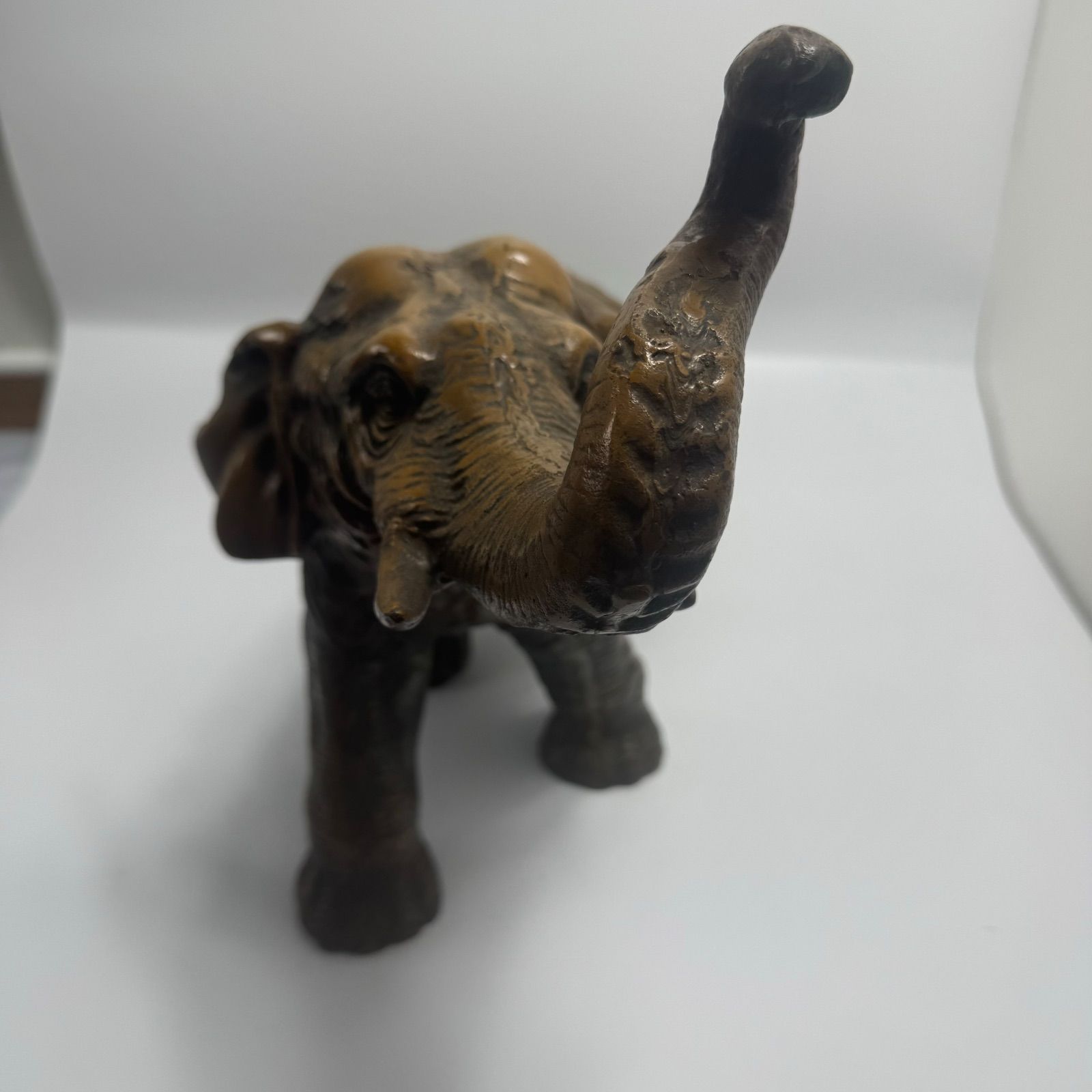 ブロンズ製象の彫刻 、置物 Amazon.co.jp: 象の彫刻の装飾1組 - リビングルームの