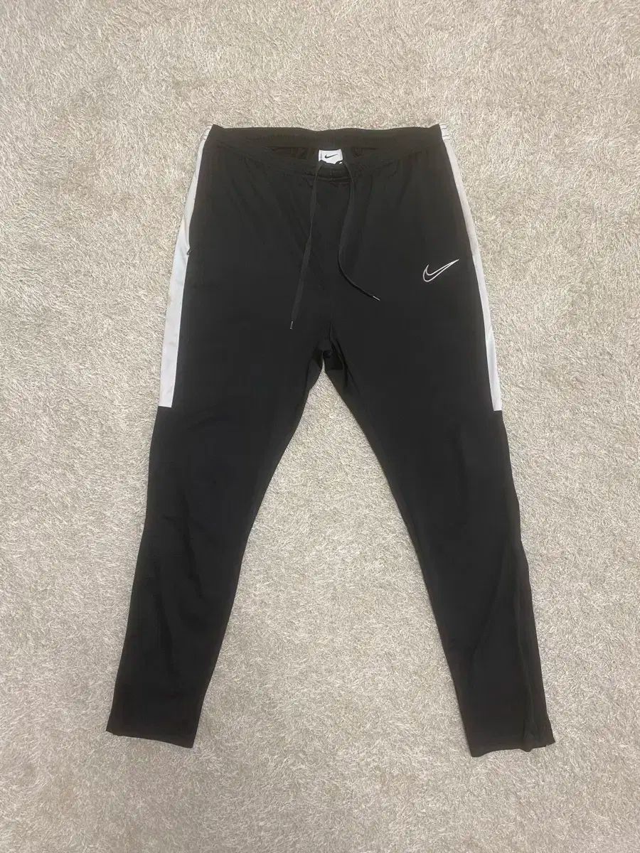 Nike(ナイキ） トレーナー パンツ XXL