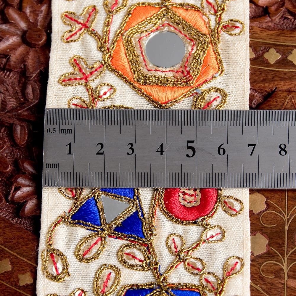 金糸が美しい ミラーワーク刺繍〔幅