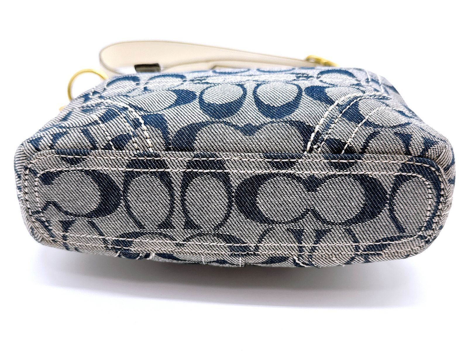 COACHコーチショルダーバッグF10402ネイビー×ホワイトデニムシグネチャー COACH コーチ ショルダーバッグ F10402 ネイビー×ホワイト系