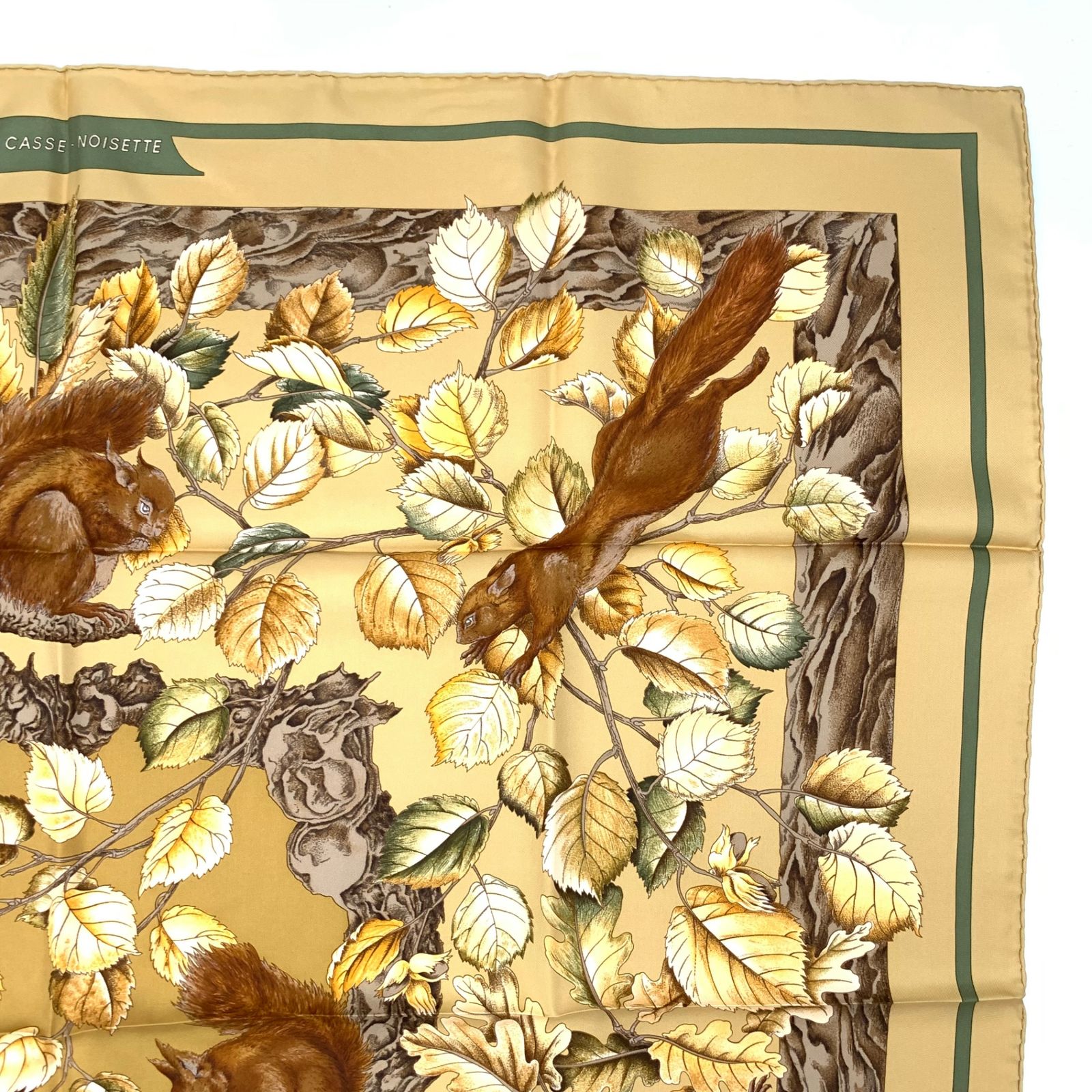 美品 HERMES エルメス カレ90 CASSE NOISETTE くるみ割り シルク